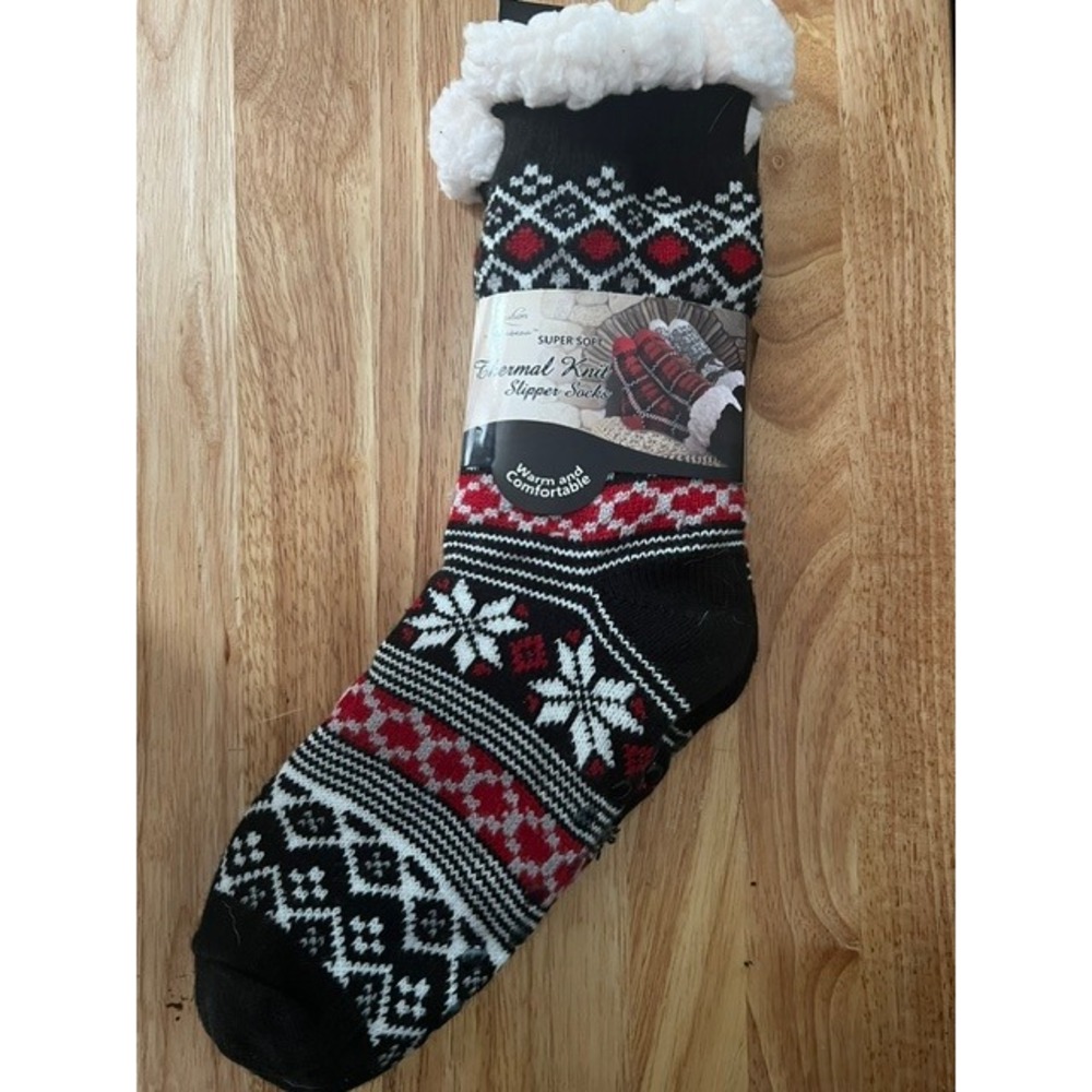 Fashion by Mirabeau Slipper Socks Women One Size Black Red Nordic Thermal Knit